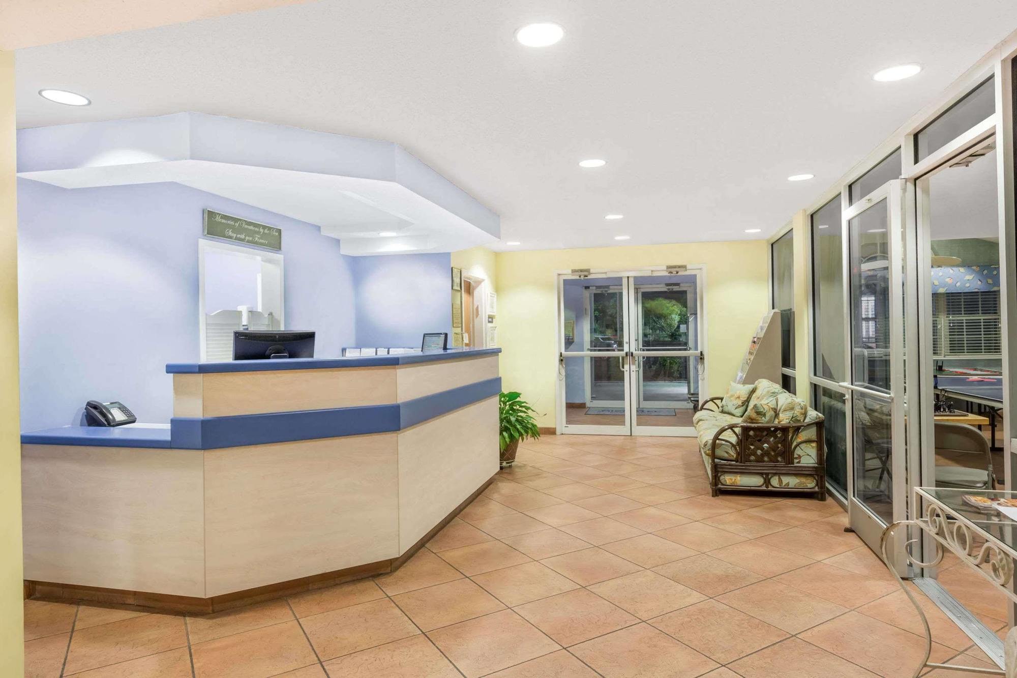 Microtel Inn & Suites By Wyndham Carolina Beach Extérieur photo