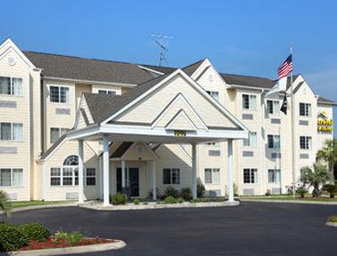 Microtel Inn & Suites By Wyndham Carolina Beach Extérieur photo